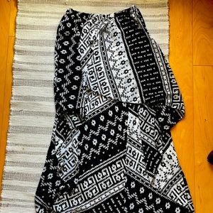 Brandy Melville High Low Skirt